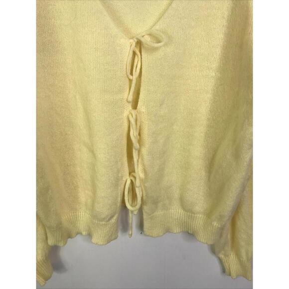 Coco Shay Sweater Womens M Cardigan Bows Butter Yellow Soft Ballet Coquette - Picture 3 of 7